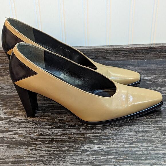 Stuart Weitzman Women's Tan Brown Two Toned Leather Block Heel Size 9B - Picture 1 of 8